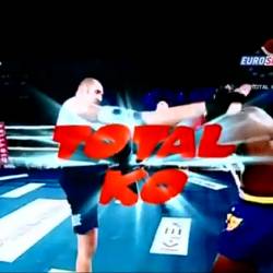  ,    Brutal ko's (2013) Super-TS