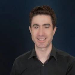 Generative AI 2025 Executive Briefing: LLMs for Leaders