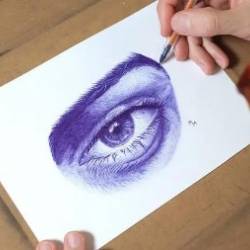 Drawing a Realistic Eye with Ballpoint Pen
